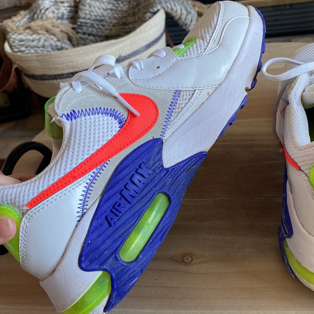 NIKE AIR MAX EXCEE AMD, mens size 8 - Picture 5 of 6